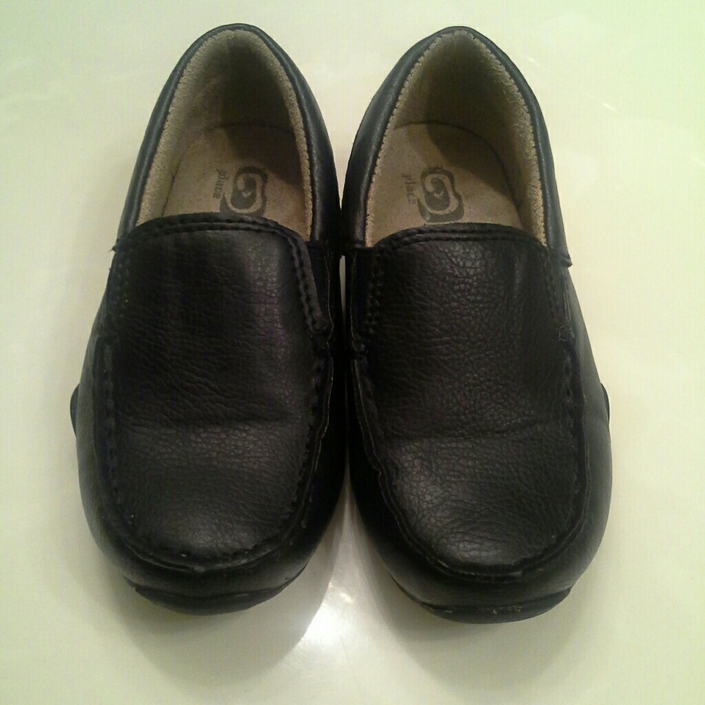 Boys casual / dress shoes